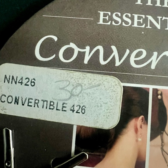 NEW: The ULTIMATE multi-functional accessory! - Picture 3 of 5